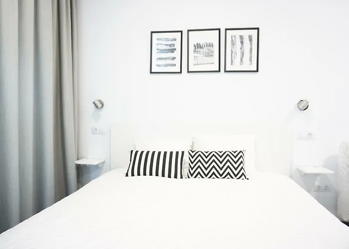 Black & White Canteras