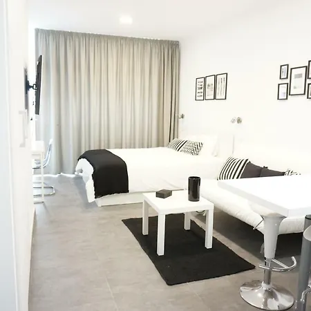Appartamento Black & White Canteras