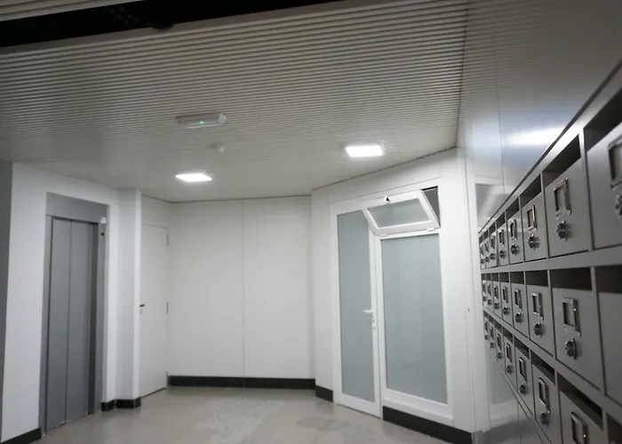 Black & White Canteras