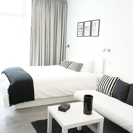 Black & White Canteras Apartment
